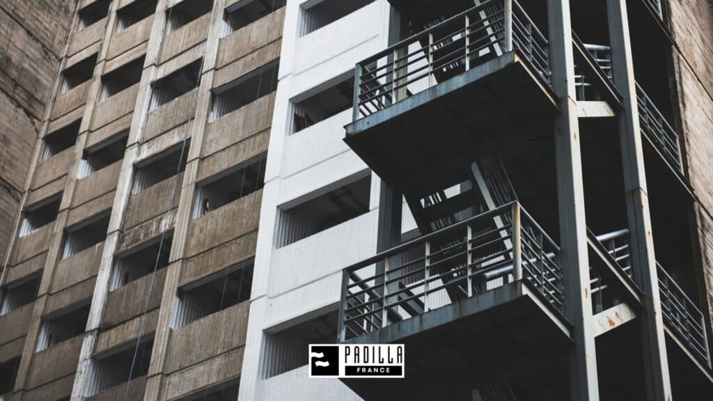 Porte coupe-feu bâtiment